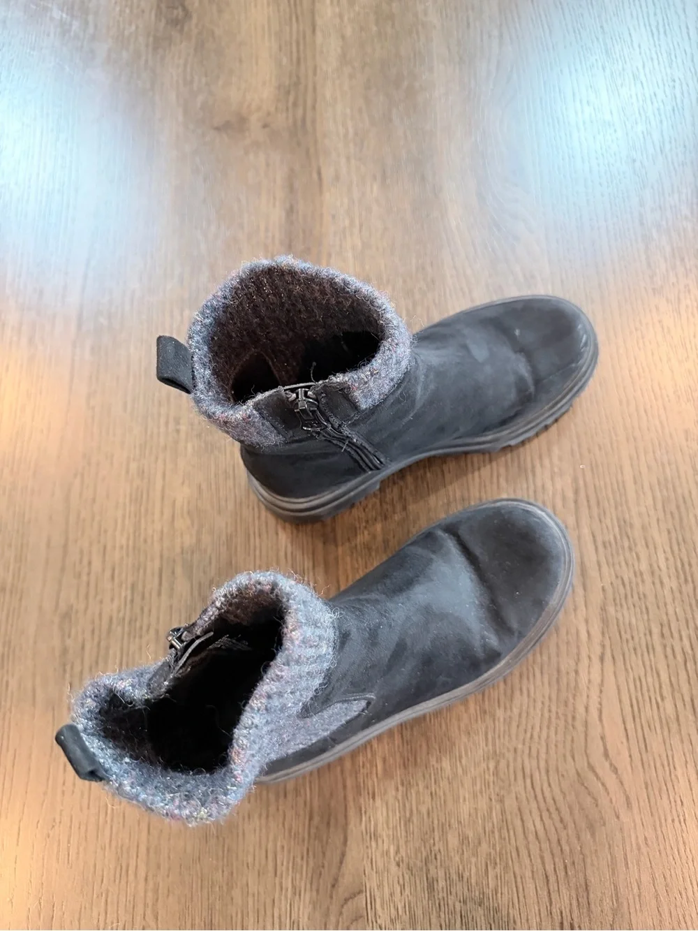 Kids Size 2 Black Suede Ankle Boots with Knit Cuff
